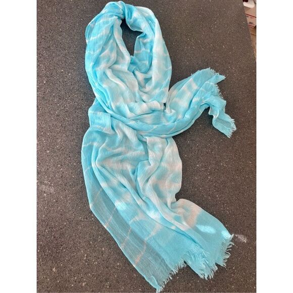 Steve Madden Luxury trendy scarf wrap - Picture 4 of 5